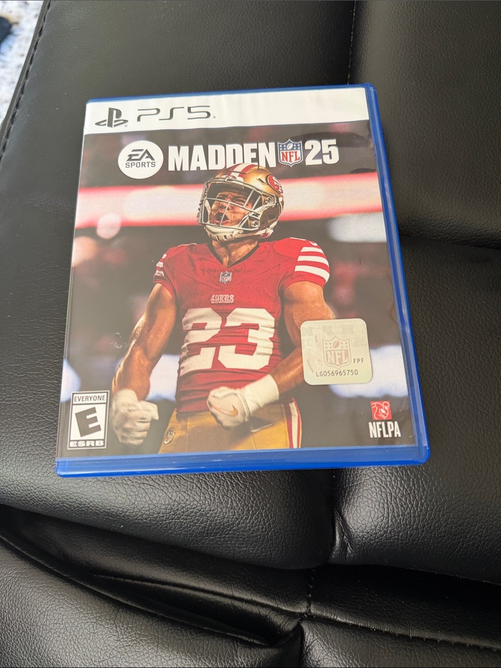 EA SPORTS Madden NFL 25 (PS5) – Red Cover